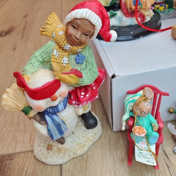 Vtg Lot of 10 Christmas Figurines Statues Holiday Ornaments Table Decor Santa - Picture 7 of 16